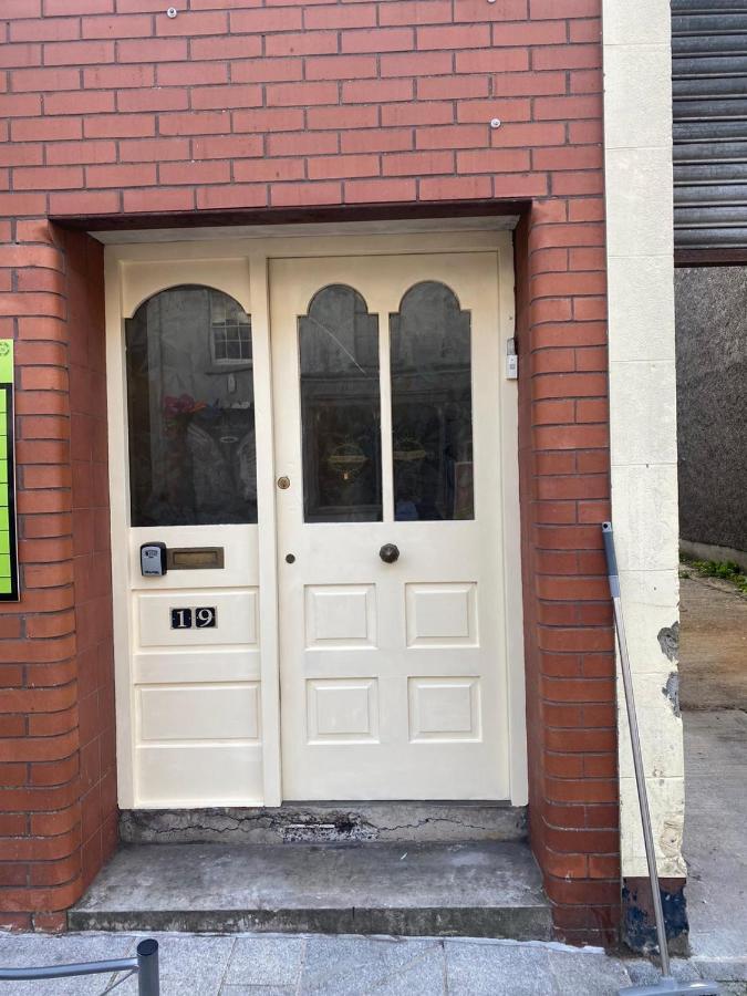 Central Lisburn Duplex Apartment Siren Stays 외부 사진